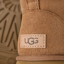 UGG Women's Classic Mini II Chestnut