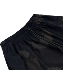 DINGYUNG ZHANG Grid Camo Court Shorts