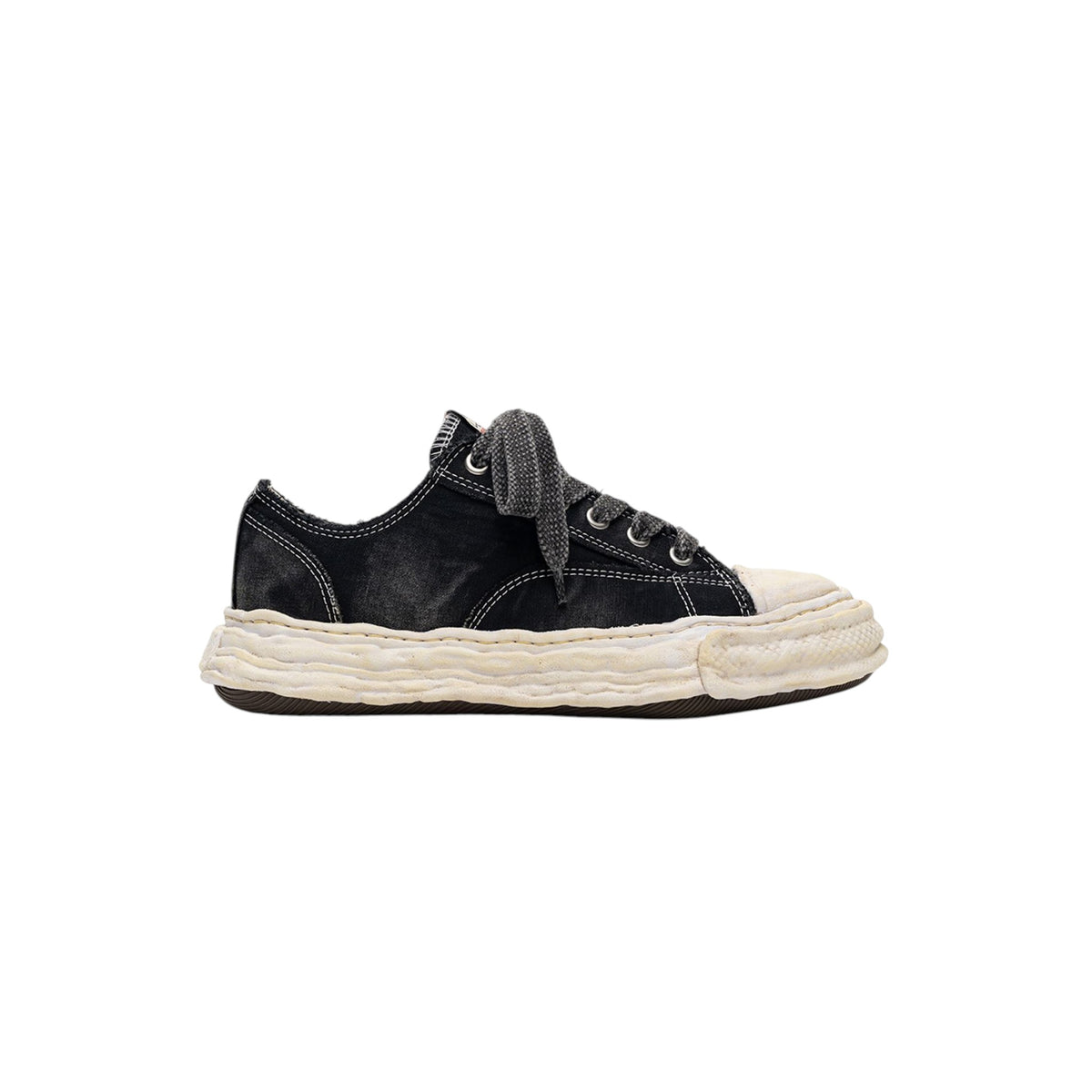 Maison MIHARA YASUHIRO "PETERSON23" OG Sole Bleached Canvas Low-top Sneaker Black