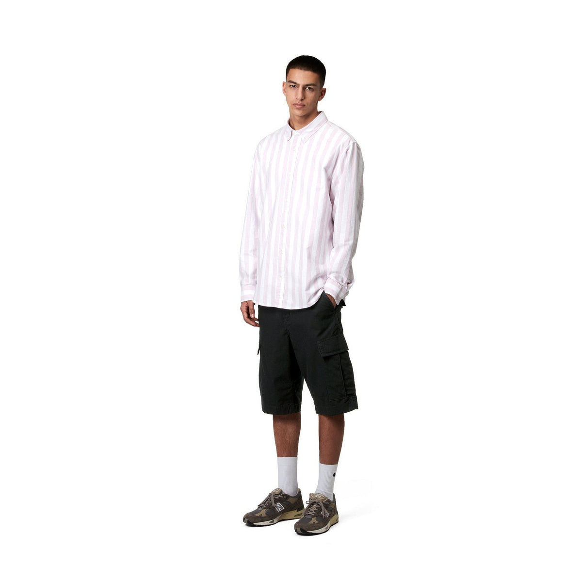 Carhartt WIP Regular Cargo Short Black, Garment dyed