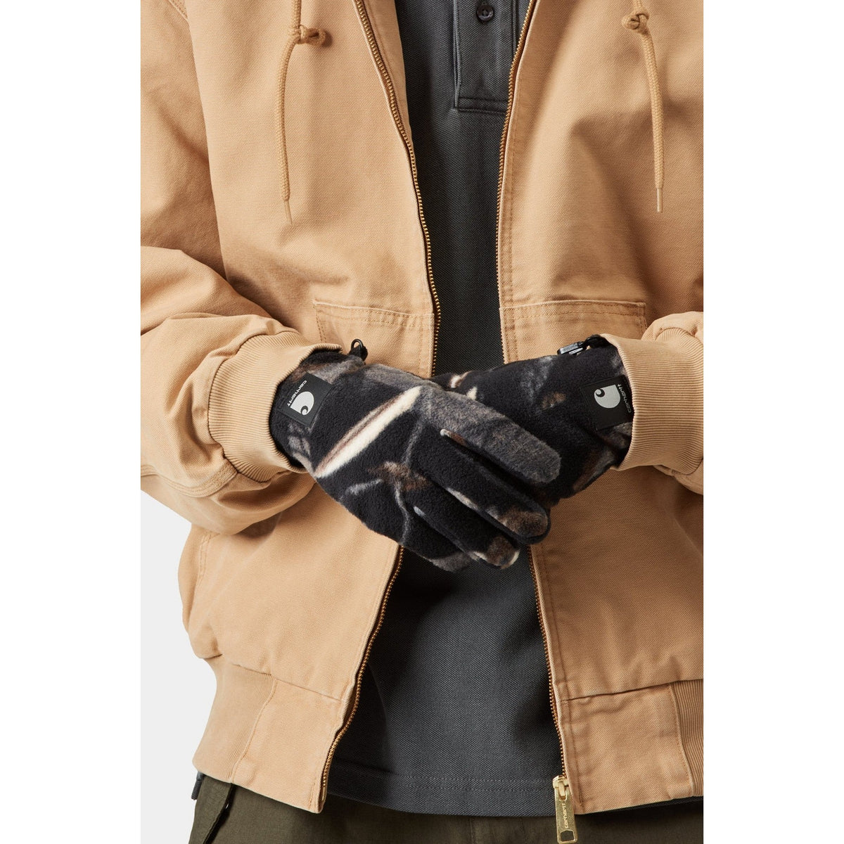 Carhartt WIP Blevin Gloves Camo Feather Tree, Black