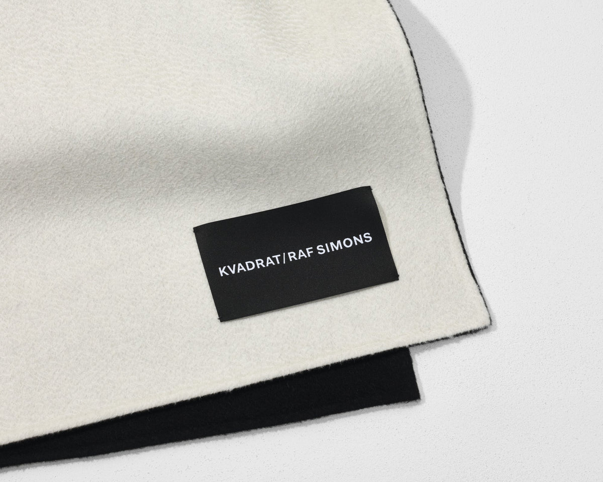Double Face Cashmere Throw - Decken - Kvadrat/Raf Simons
