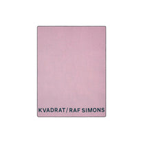 Double Face Wool Throw with Logo - Pink/Dark Green - Decken - Kvadrat/Raf Simons