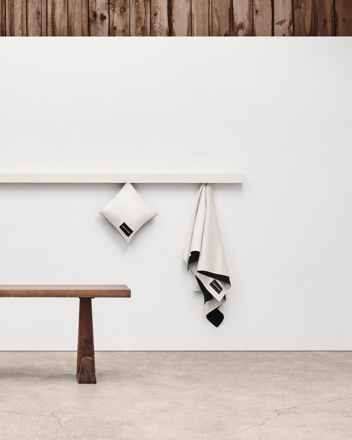 Double Face Cashmere Throw - Decken - Kvadrat/Raf Simons
