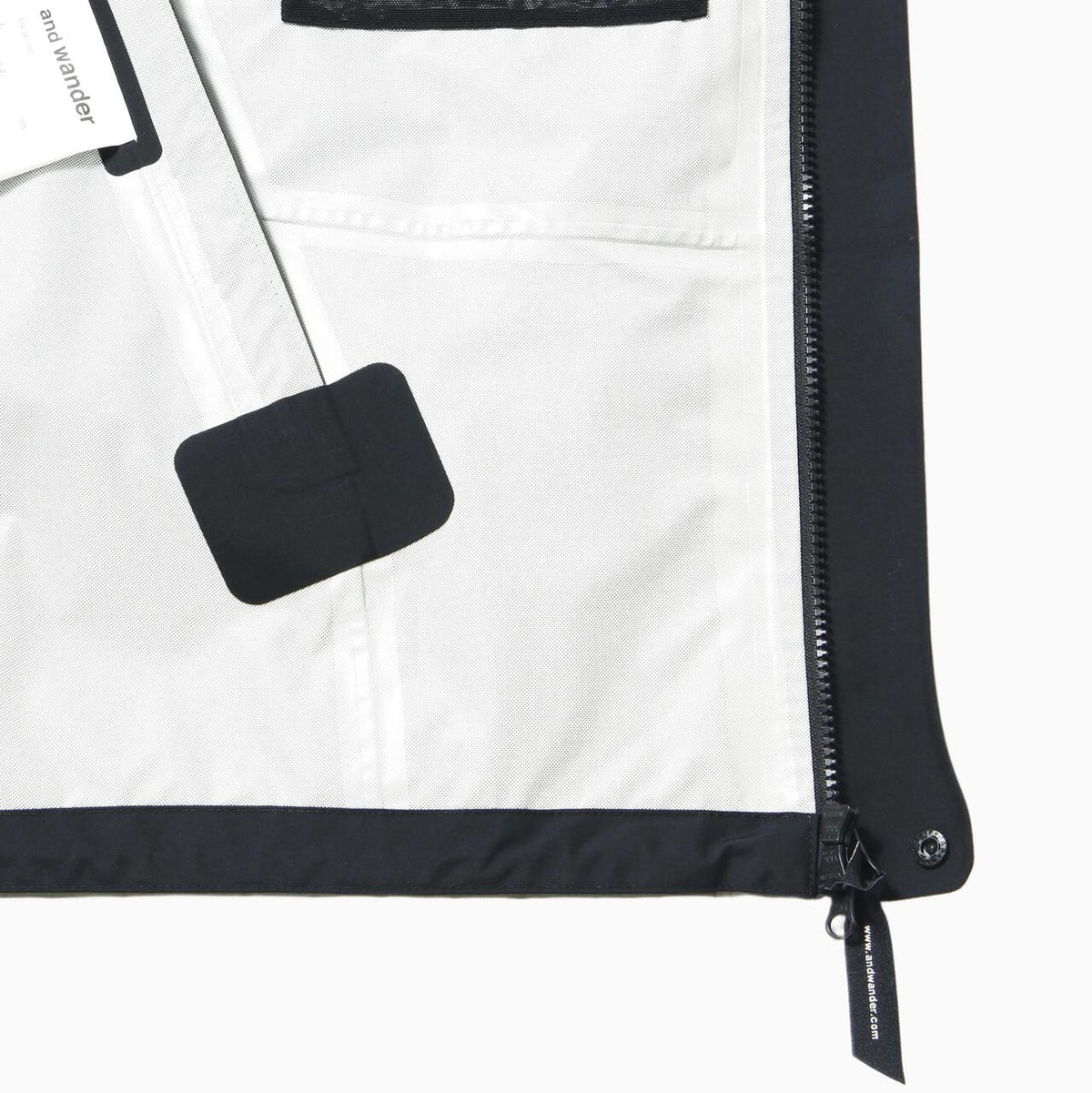 And Wander 2.5L Hiker Jacket - and wander