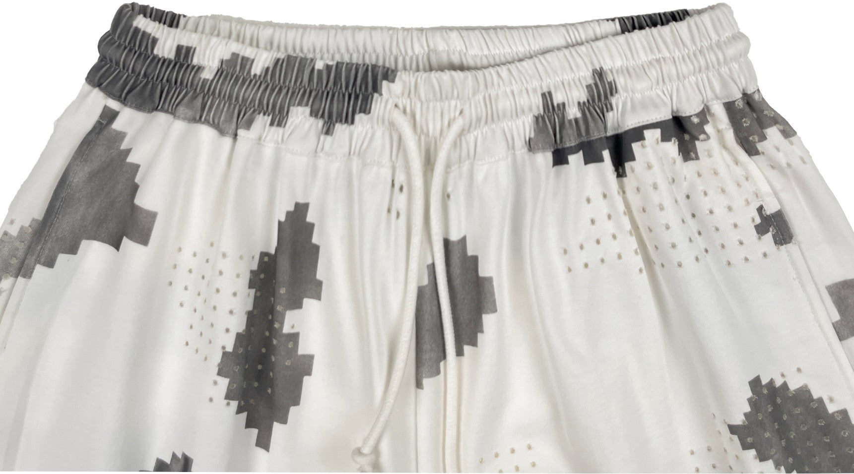 DINGYUNG ZHANG Grid Camo Court Shorts - DINGYUNG ZHANG