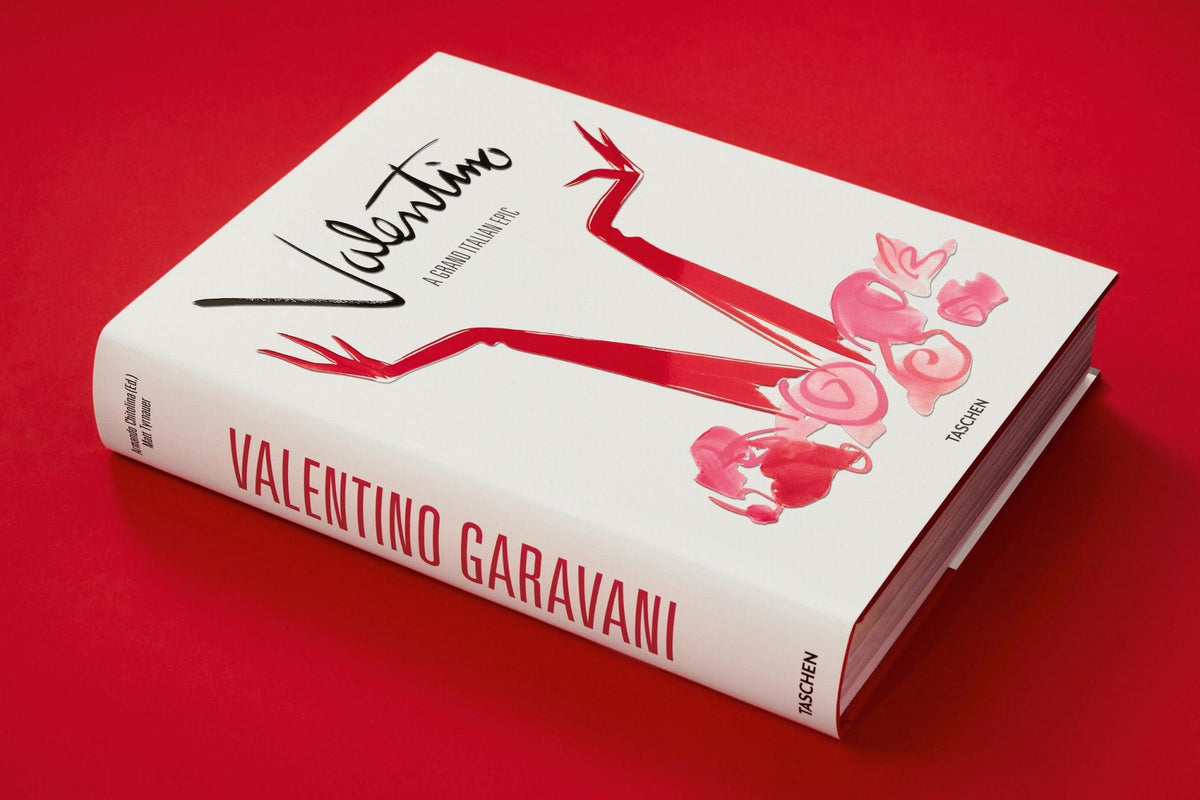 Valentino. A Grand Italian Epic - Bücher - Taschen Verlag