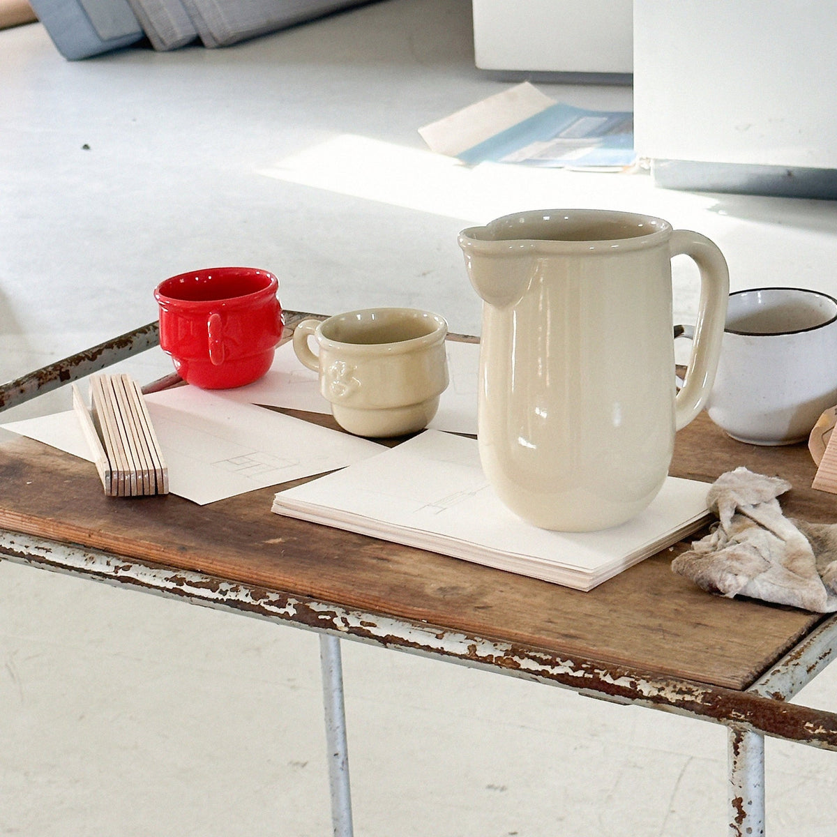 Kantine Pitcher