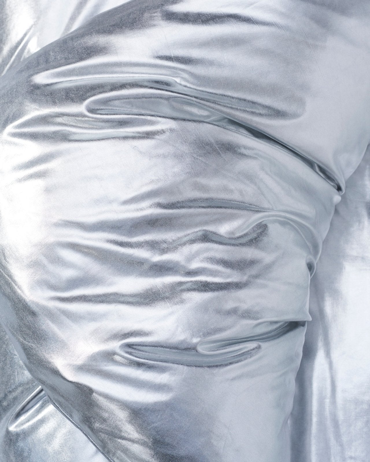 Nude pillow case - Metallic silver Jersey - Bedwear - Magniberg