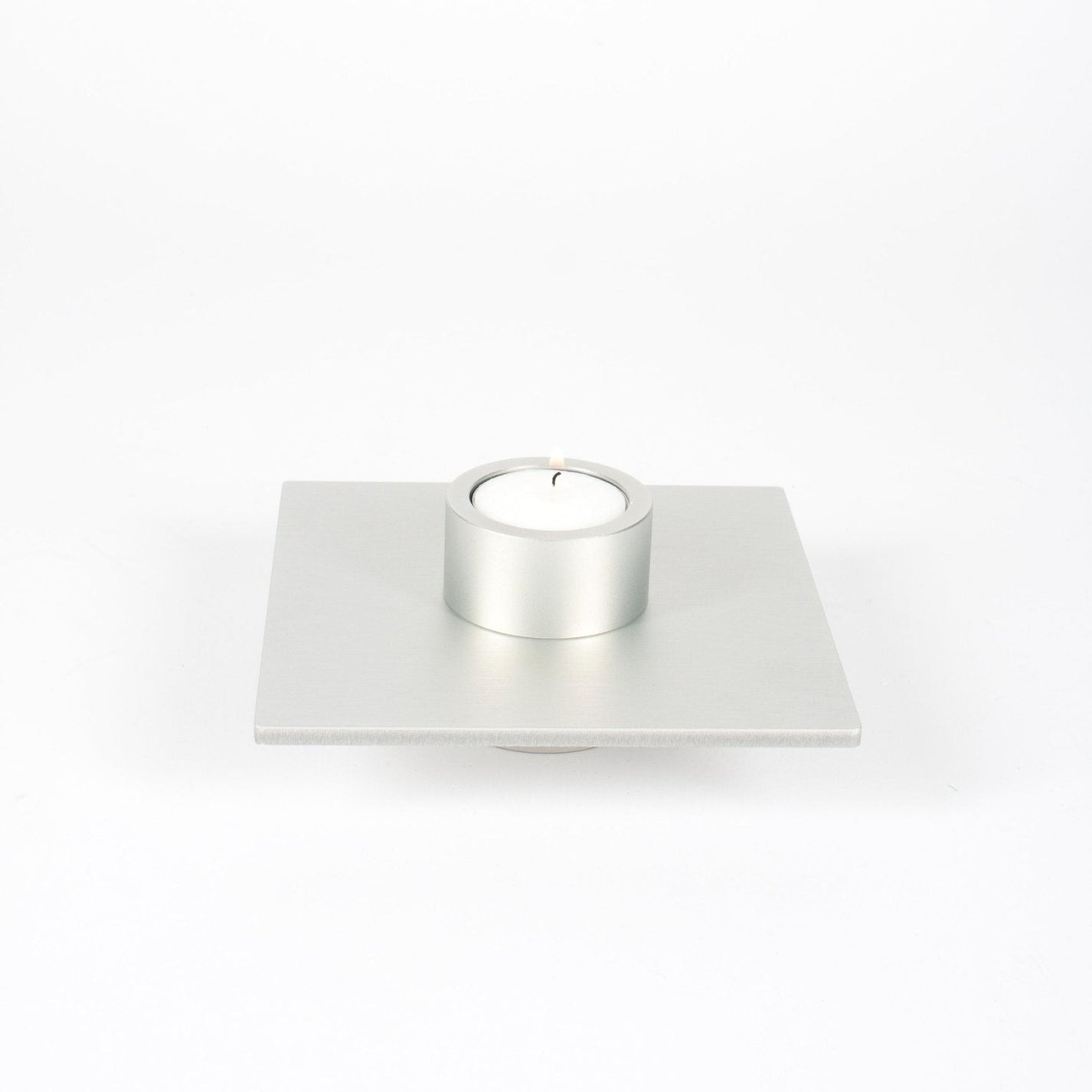 P - L 05 - Candle Holder - NIKO JUNE