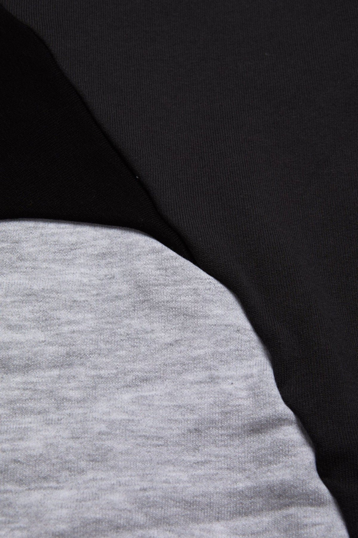 PDF Channel Alare Crewneck Black - PDF Channel