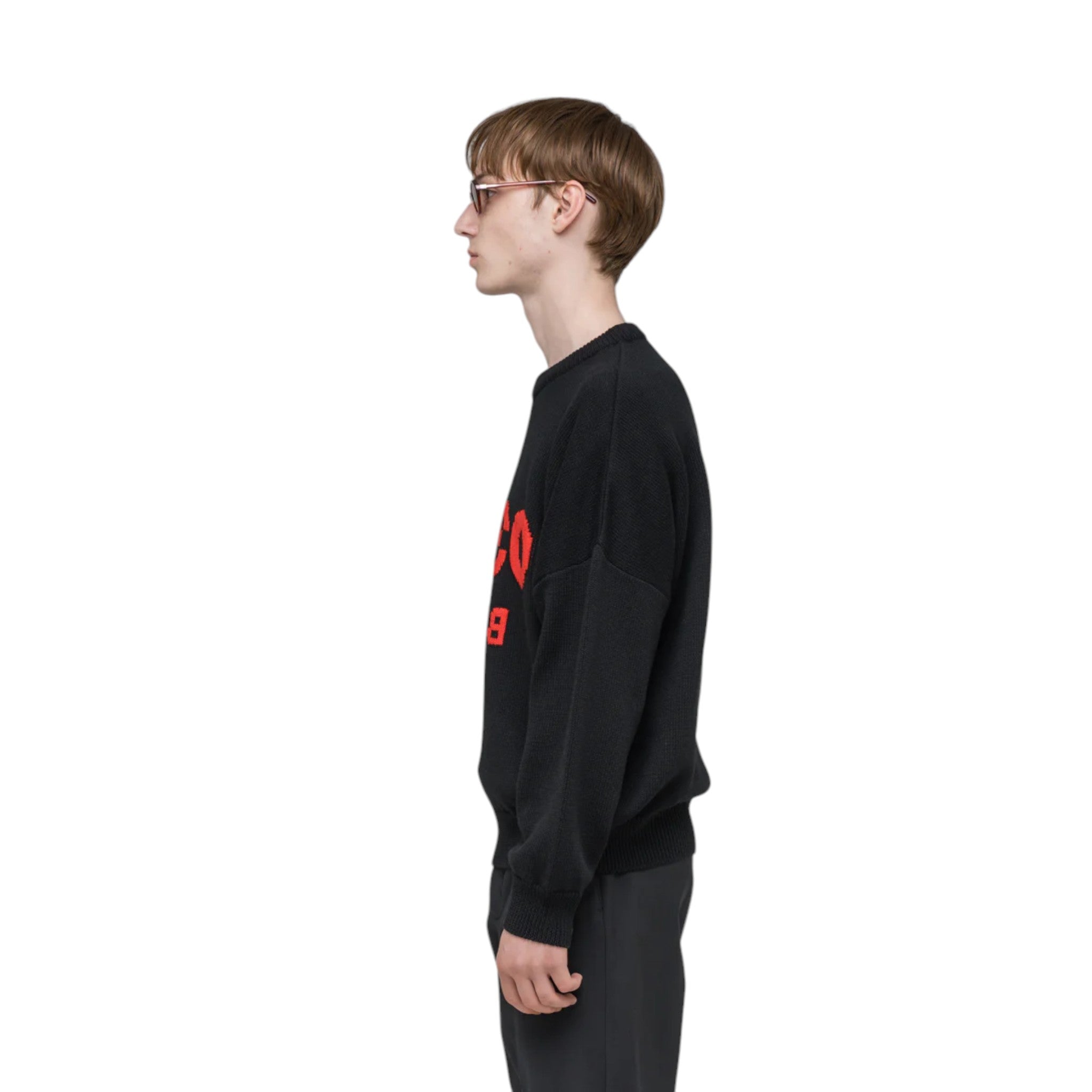 &quot;Selfie&quot; Sweater Black &amp; Red - 032C