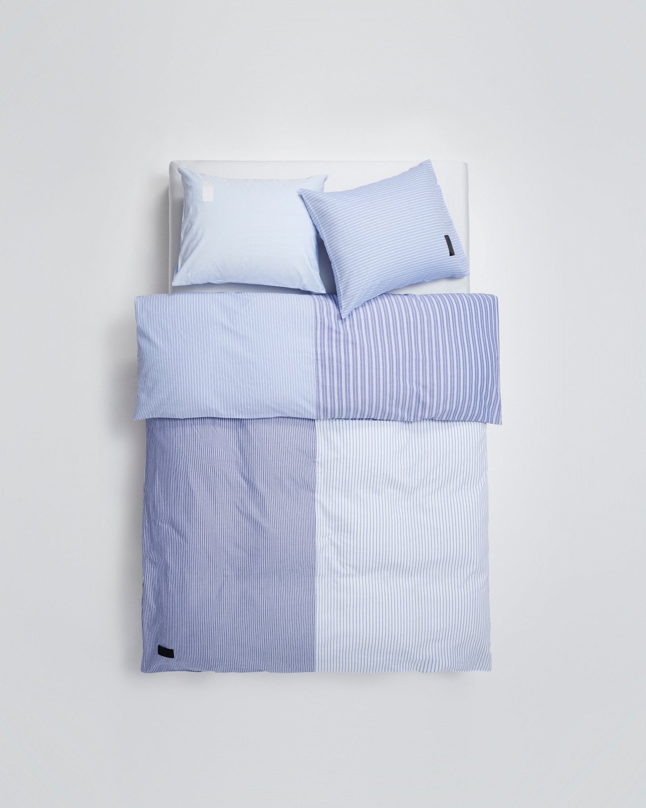 Wall Street pillow case - Stripe light blue Oxford - Bedwear - Magniberg